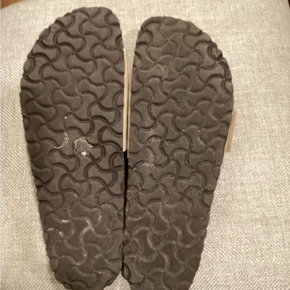 Birkenstock Madrid Big Buckle with Gold Accents - Picture 2 of 4